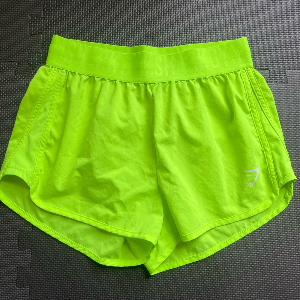 GYMSHARK shorts size small
